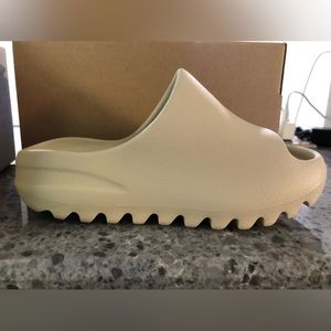 Adidas Yeezy Slide Size 12k NIB